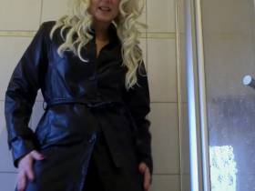 Vorschaubild vom Privatporno mit dem Titel "Drecksau in Leder und Fickhose" von EvilBitch