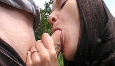 * Outdoor Deepthroat & XtremFacial Cum *