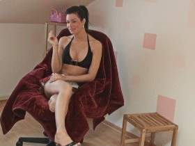 Vorschaubild vom Privatporno mit dem Titel "Ich bin deine geile Studentin!" von Yamila20