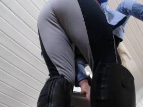 Vorschaubild vom Privatporno mit dem Titel "Wichs Countdown in Reitmontur (lederreitstiefel)" von Deine-Chefin