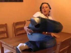 Vorschaubild vom Privatporno mit dem Titel "MISS SIXTY JEANS" von Andrea18