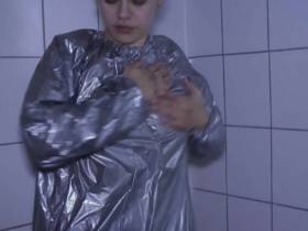 Showered in the sauna suit
