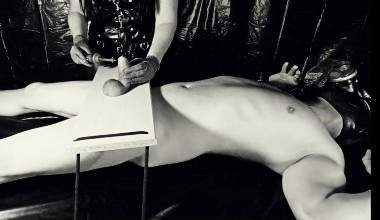 Mit dem Lötkolben bearbeitet