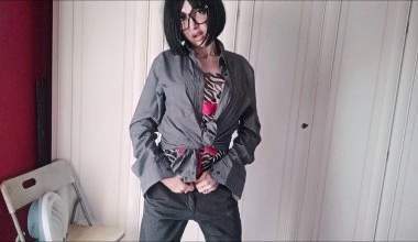 dress like a man with surprize