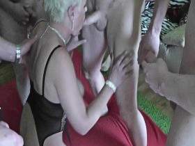 Spermaluder Sylvia at AO gangbang Part 1