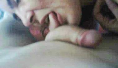 Ein Schluck Sperma bitte!