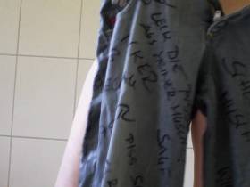 Vorschaubild vom Privatporno mit dem Titel "M60 erst vollgepisst und dann vollgeschissen! (Teil 2)" von EvilBitch