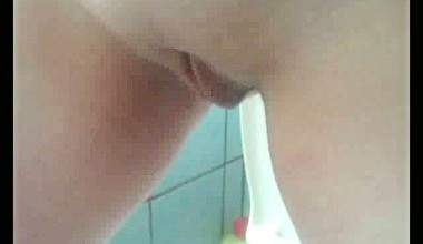 Im stehen gepisst