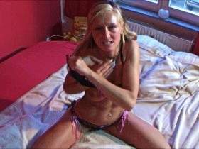 Vorschaubild vom Privatporno mit dem Titel "LARS, DER VERFICKTE PUSSY-CHECKER" von Ramona_Deluxe