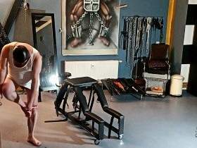 70 Hiebe auf den Sklavenarsch