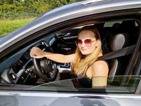 JERKING OFF WHILE DRIVING?! PERVERT HITCHHIKER BRAVELY CUMS IN THE CAR!