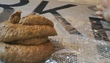 KRINGEL MEGAWURST SALAT vor dem Frühstück