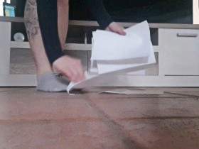 Milf poops in the living room