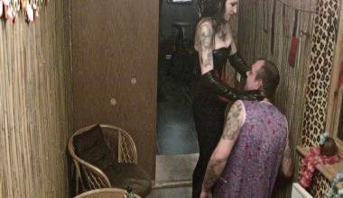 Observed and Punished by the Mistress with the Leathergloves