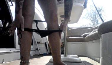 Riesenhaufen aufs Boot gekackt