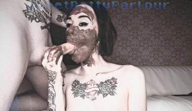 Wahnsinnige SCHMUTZIGE Kehle Penetration