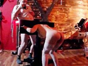 Vorschaubild vom Privatporno mit dem Titel "Der Lust von 2 Kerlen ausgeliefert" von heisse-luda