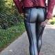 Buttocks in leggings with seam