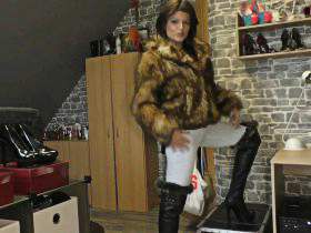 Vorschaubild vom Privatporno mit dem Titel "Parkplatz Nutte" von nylon_schlampe