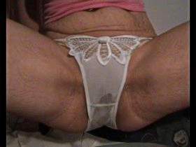 Vorschaubild vom Privatporno mit dem Titel "Weißen slip durch gepisst" von GeileDiana