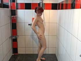 18 year old skinny teen first time without rubber and swallowed