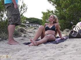 Vorschaubild vom Privatporno mit dem Titel "Dreister Strandgast!" von CuteBitch
