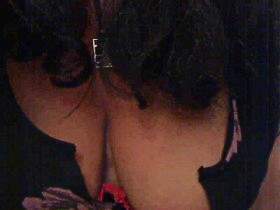 Vorschaubild vom Privatporno mit dem Titel "Tiefe einblicke" von geilewitwe