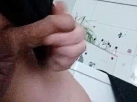 Secretly Wixxer on the toilet