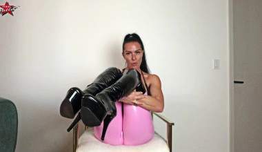 Dominante Latex Wichsanleitung