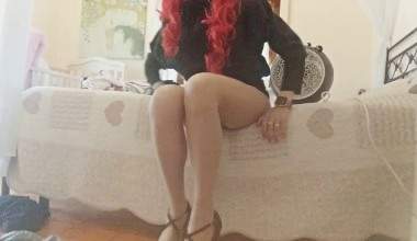 i'll make u drool with my trasparent pantyhose and high heels
