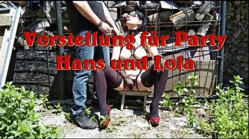 Outdoor Hans pisst Lola ins Maul