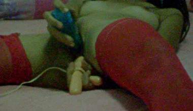 Vibrator in Po Dildo in Möse