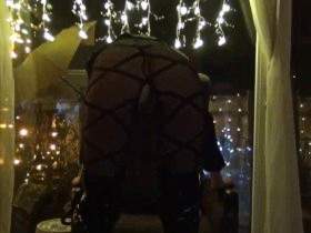 Vorschaubild vom Privatporno mit dem Titel "Strenge Herrin pisst" von Sue-Allen