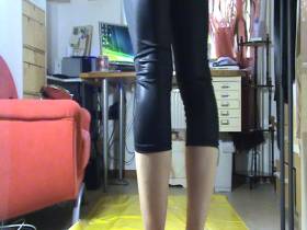 satin vollscheissen leggins ....