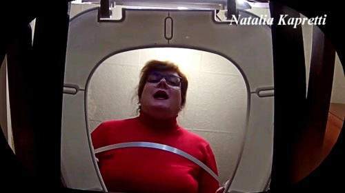 Gemischtrassiger Alte Toilette Pov