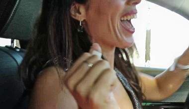 ORGASM KICK IN THE CAR