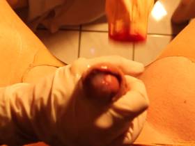 Vorschaubild vom Privatporno mit dem Titel "Wichsmaschine funktionierte" von playpaar666