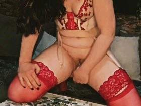 Wohnzimmertisch - Lady in Red - selbst gefickt