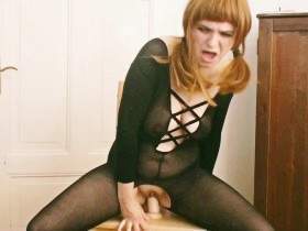 Vorschaubild vom Privatporno mit dem Titel "Wichsanleitung: DEIN Schwanz in unseren Fotzen!" von Steffi4U