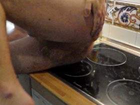 Poop and Cum on the kitchen stove