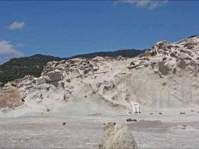 Again a horny piss video on the beach