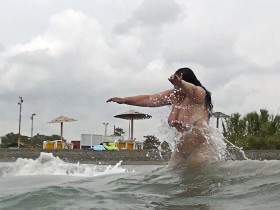 Bathing on the nudist beach 1