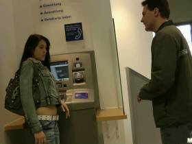 Vorschaubild vom Privatporno mit dem Titel "Bei der Deutschen Bank" von MeliDeluxe