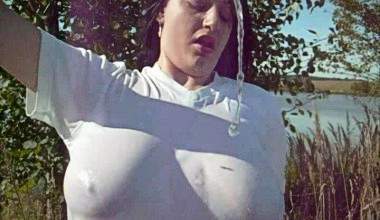 Wet T-shirt Video