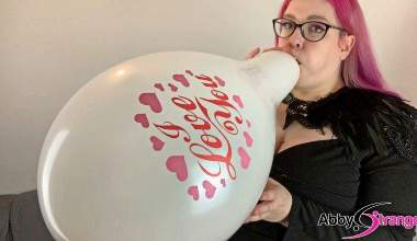 Blow to Pop 12 inch Ballons