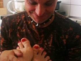 Feet for breakfast (with Fledi SvenJa)