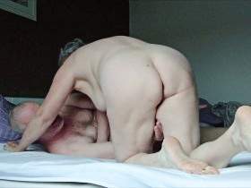 Last date to fuck in grandma's old apartment 1