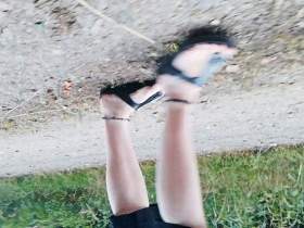 Nature walk in Birkenstock