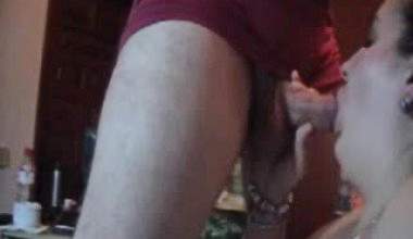 Teil1 Langes Wixen und Blasen bis er mir ins Gesicht und in den Mund spritzt