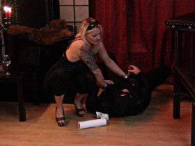 Vorschaubild vom Privatporno mit dem Titel "Große Ladung KV" von Herrin-Jessy-Hamburg